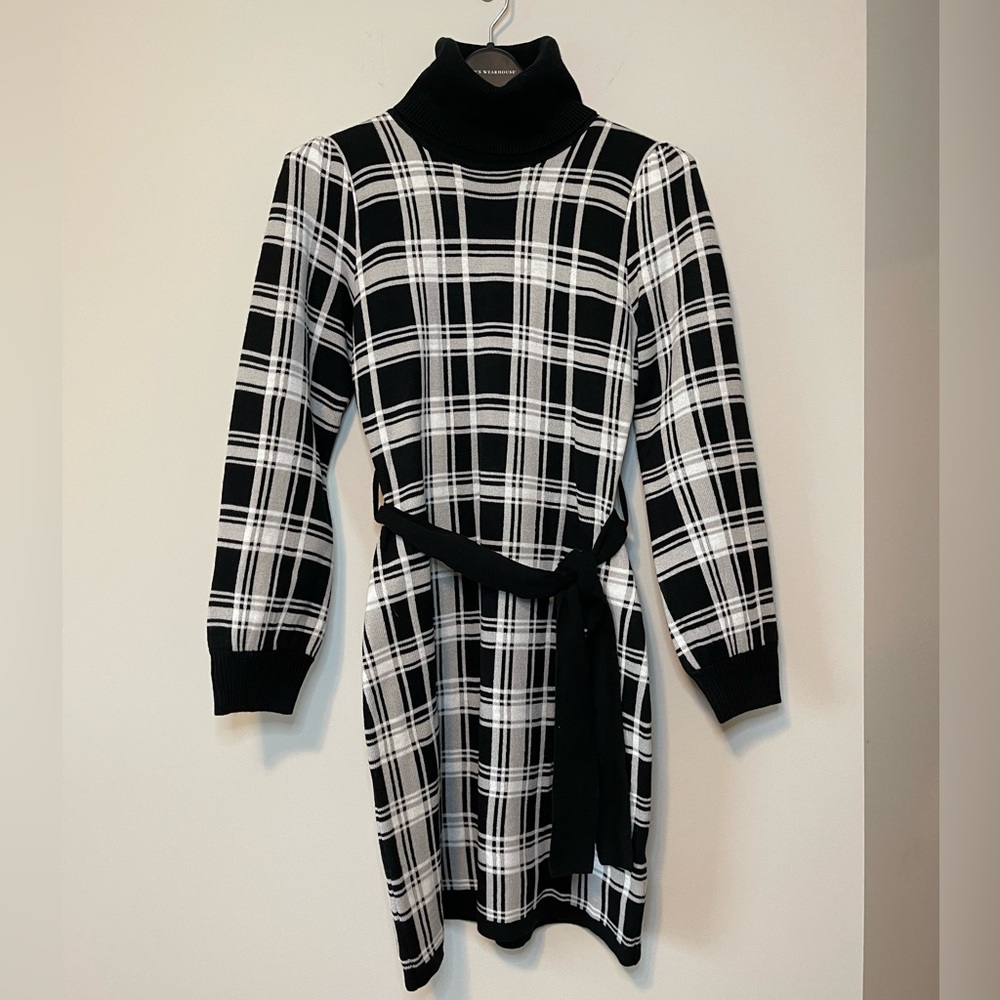 NWOT Kate & Mallory Plaid Sweater Dress